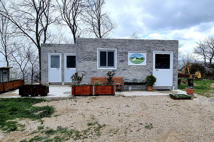 A modular dairy in the heart of the Monti Sibillini National Park